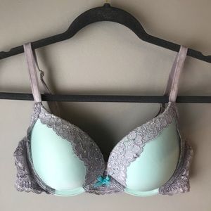 Victoria’s Secret push up Dream Angels